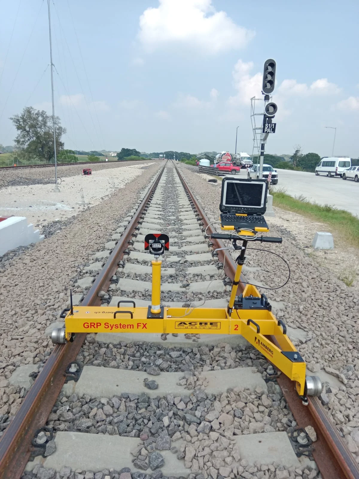 Carro AMBERG GRP 1000 para medición de aparatos de vía